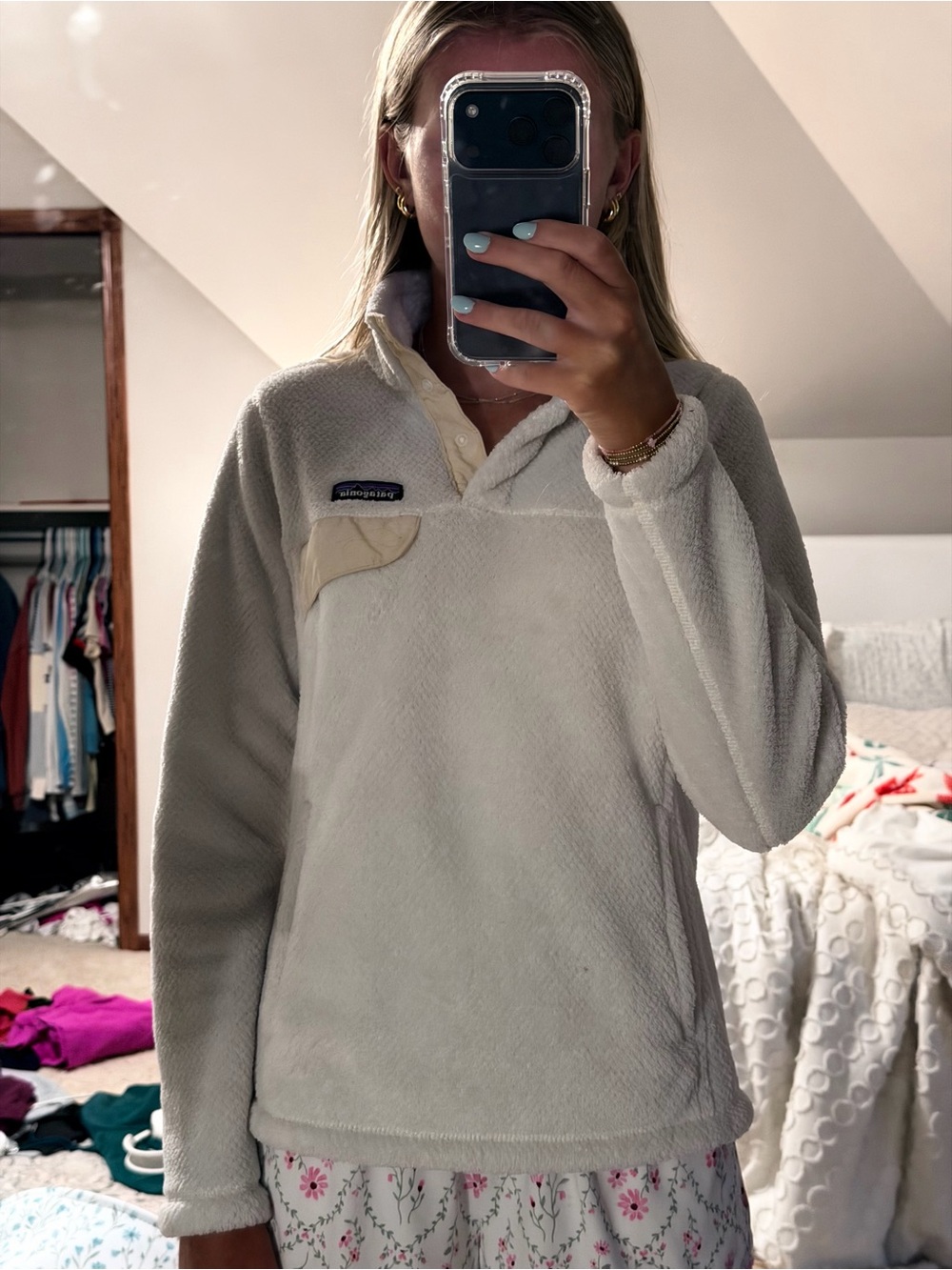 Patagonia Cream Cowl Synchilla Fleece Pullover